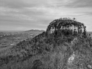 Took a day trip to Hanging Rock and Pilot Mountain State Parks last week. It was a joy to finally be out in nature again and the weather was gorgeous.

#pixel3axl #northcarolina #nc #blackandwhite #monochrome #mountain #statepark #outdoors #ncoutdoors #getoutside